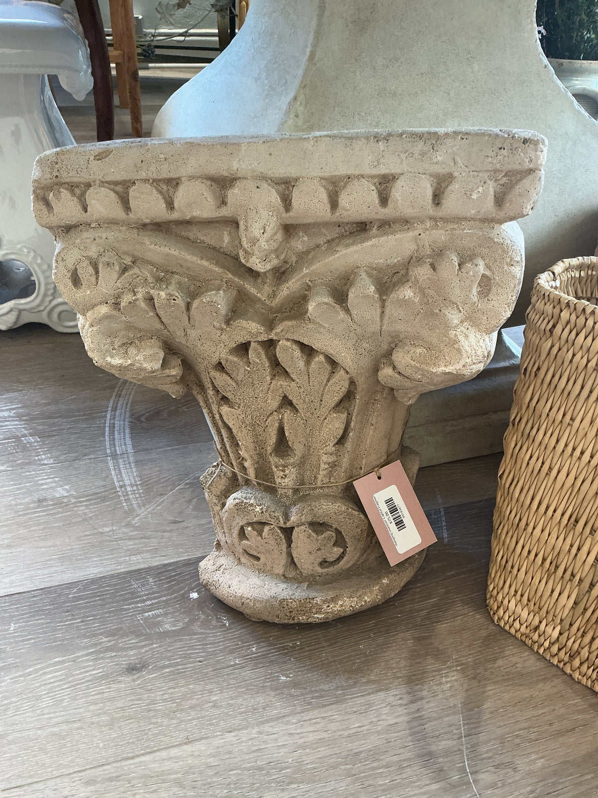 Hanging Outdoor Capital Fragment